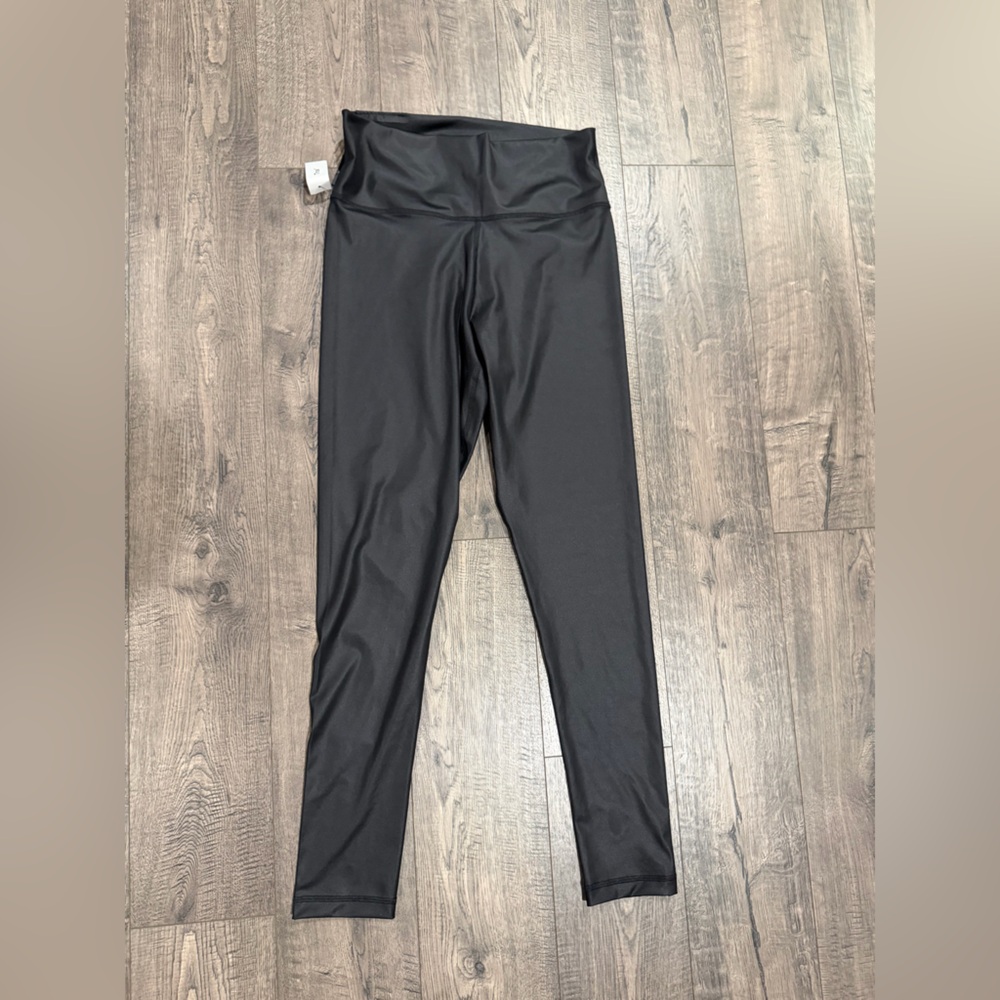 Aritiza TNA Black Leggings